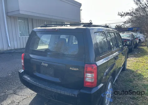 2010 Jeep Patriot Sport z USA, uszkodzony, nr VIN 1J4NT2GB1AD544947